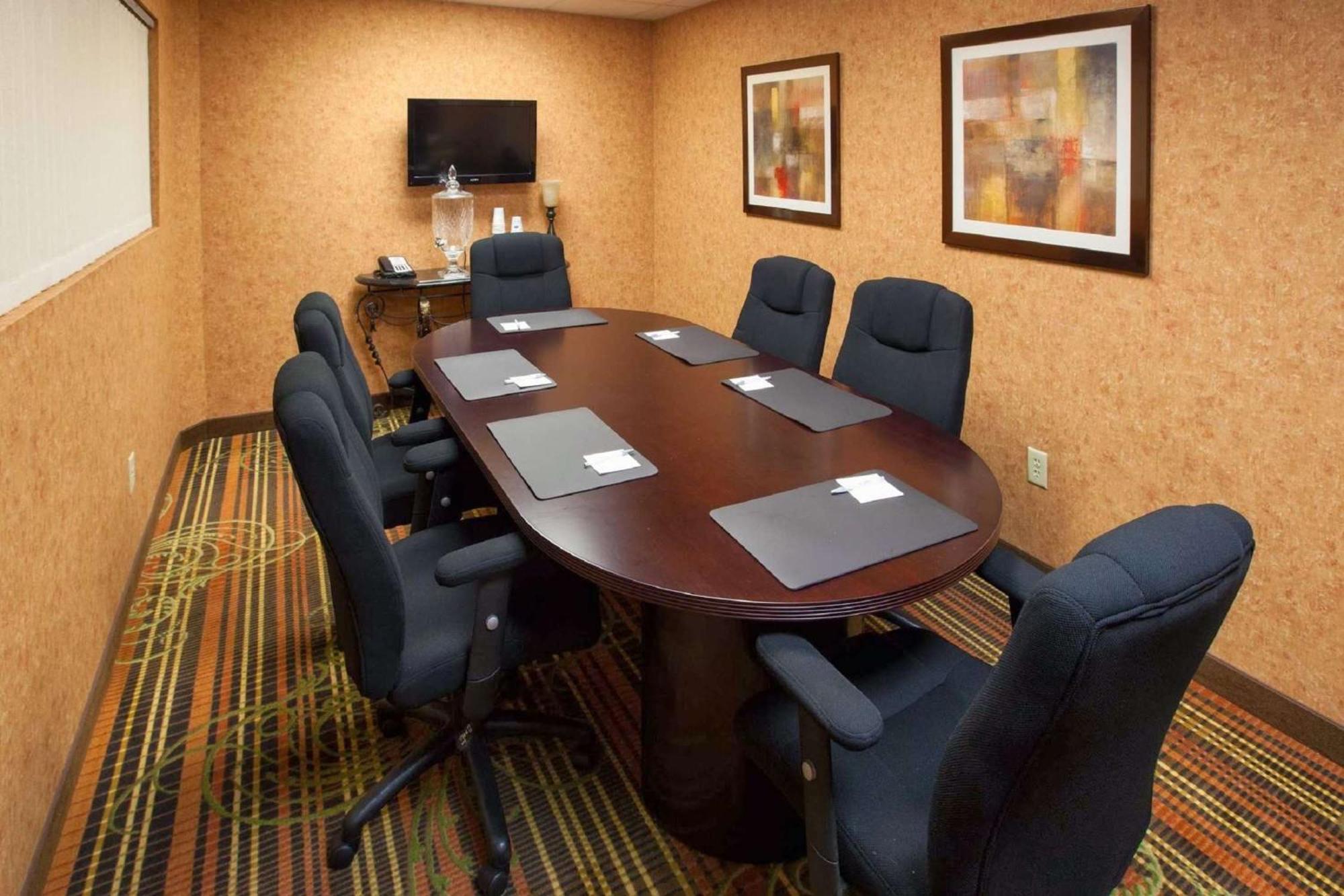 Hampton Inn & Suites Cleveland-Southeast-Streetsboro Eksteriør billede